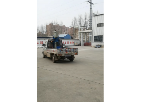 等壓門窗接角機(jī)